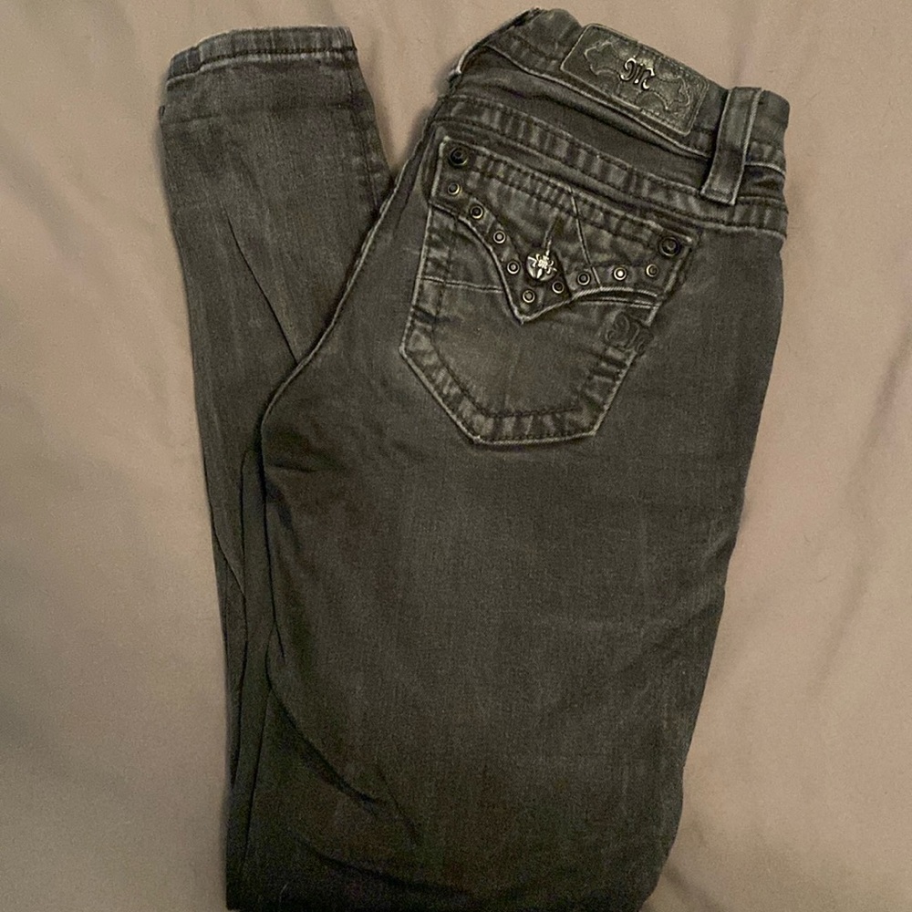 Miss Me Black Mid-Rise Skinny Jeans. Size 26, inseam 31